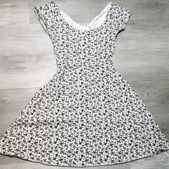 Garage dress